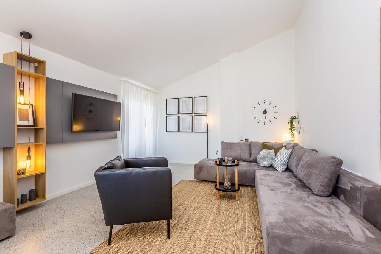 Apartment Laurus Salatić المظهر الخارجي الصورة