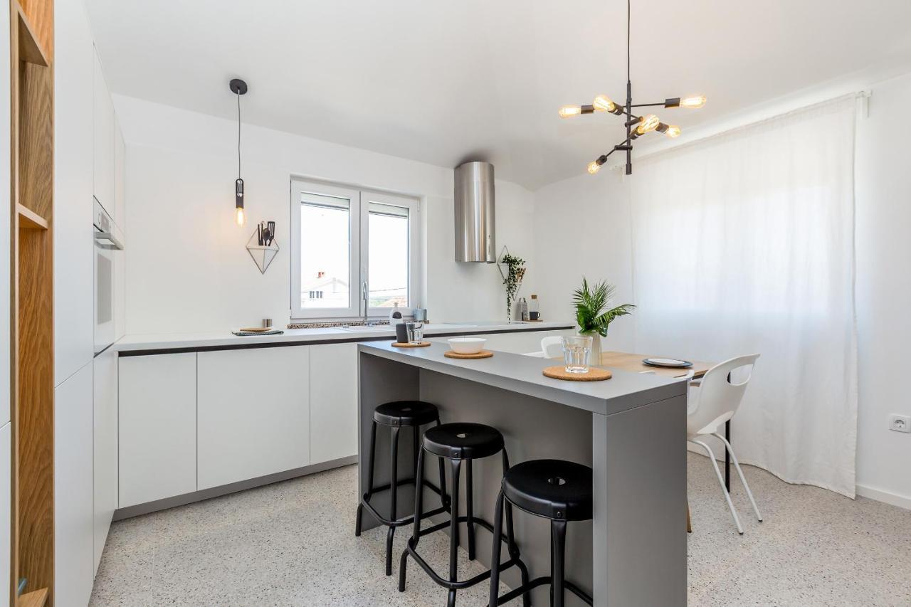Apartment Laurus Salatić المظهر الخارجي الصورة