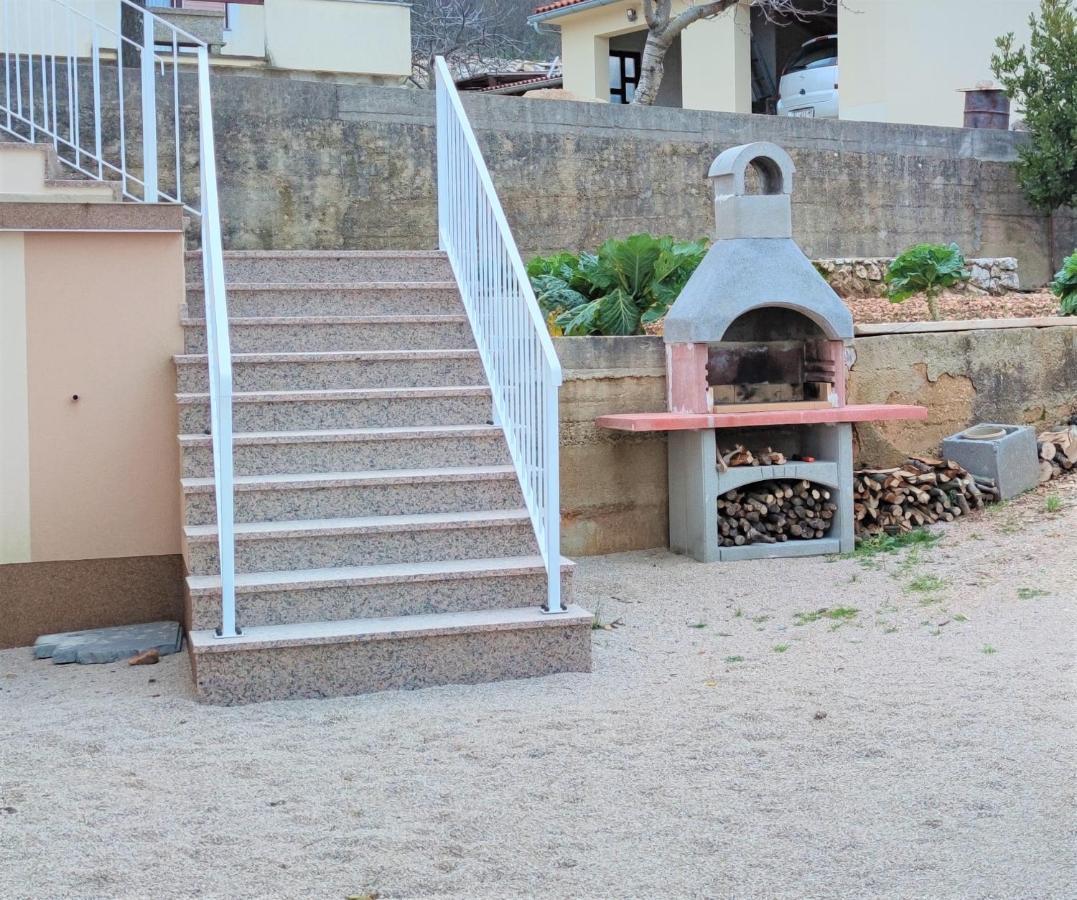 Apartment Laurus Salatić المظهر الخارجي الصورة